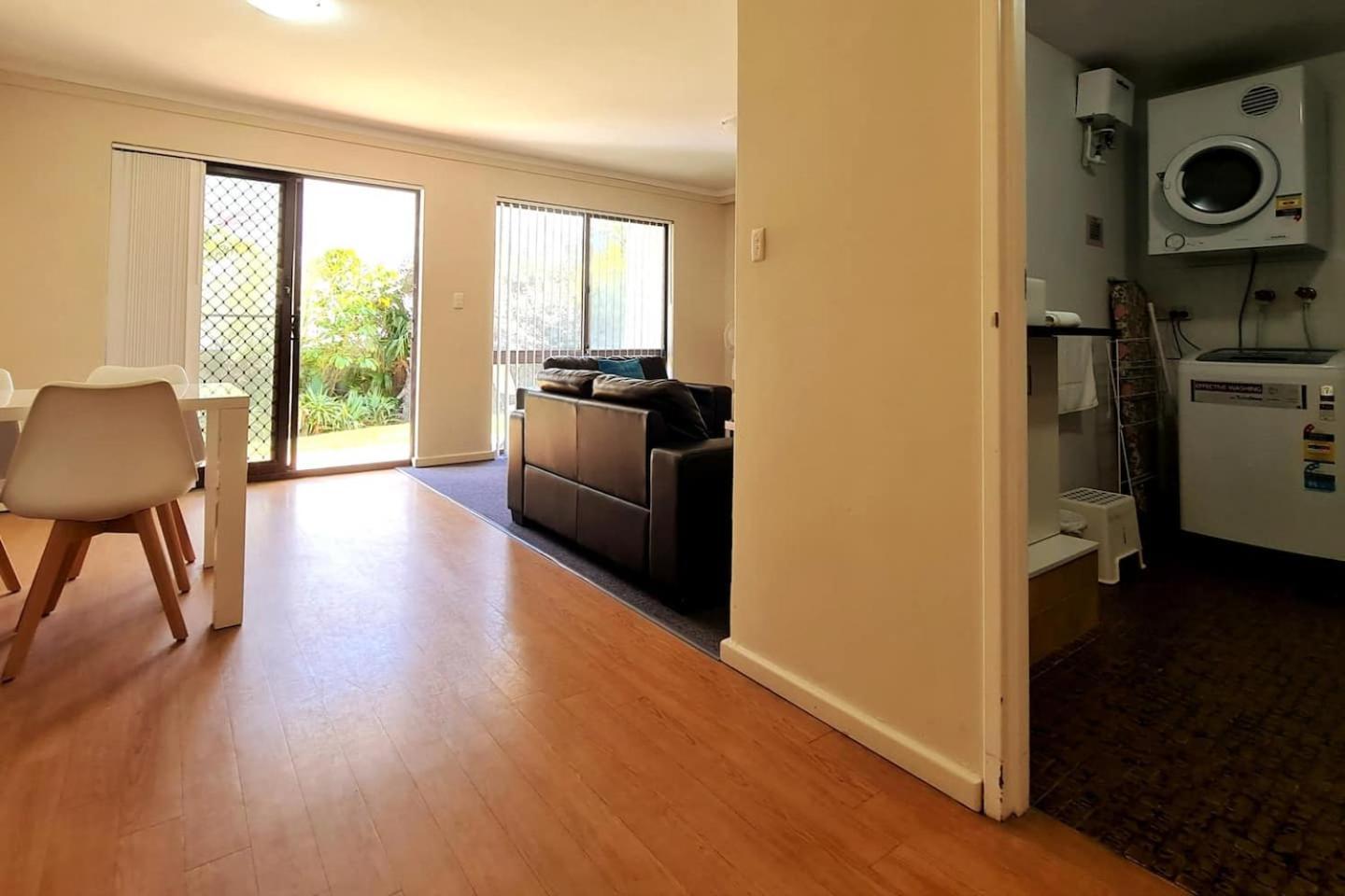 West Beach Lagoon 202 - Quiet & Ground Floor! パース エクステリア 写真