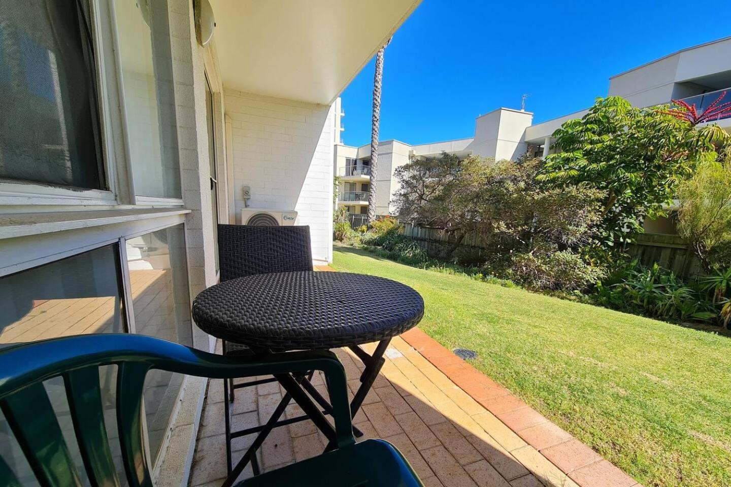 West Beach Lagoon 202 - Quiet & Ground Floor! パース エクステリア 写真